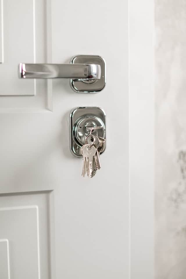 new residential keys at 386 locksmith Daytona Beach
